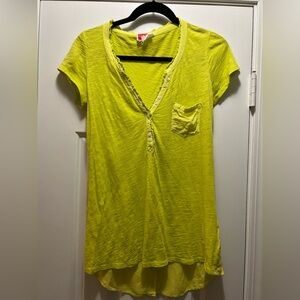 Anthropologie Chartreuse Green Button-Front Henley Style Tee Gauzy Back Small